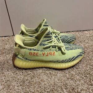 Men’s Yeezy Boost 350 V2